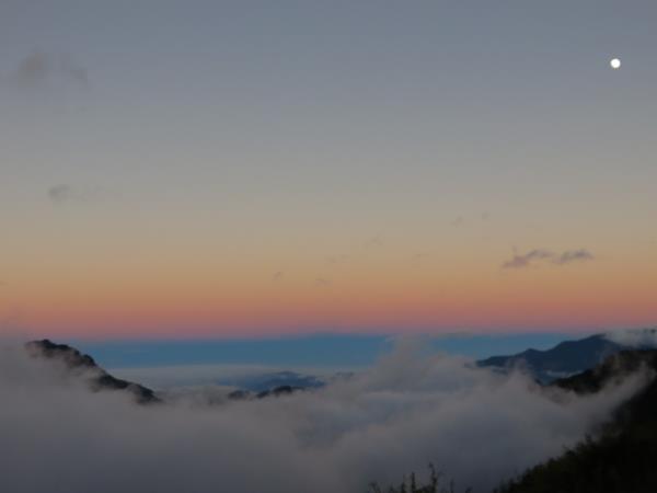 雪山主東峰下翠池3天3夜∣限健腳者∣